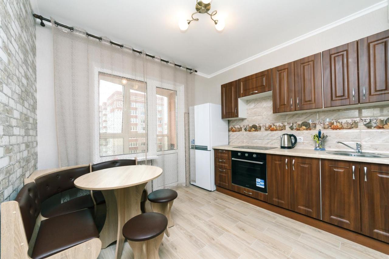 Poznyaky Apartments Patriotika Κίεβο Εξωτερικό φωτογραφία