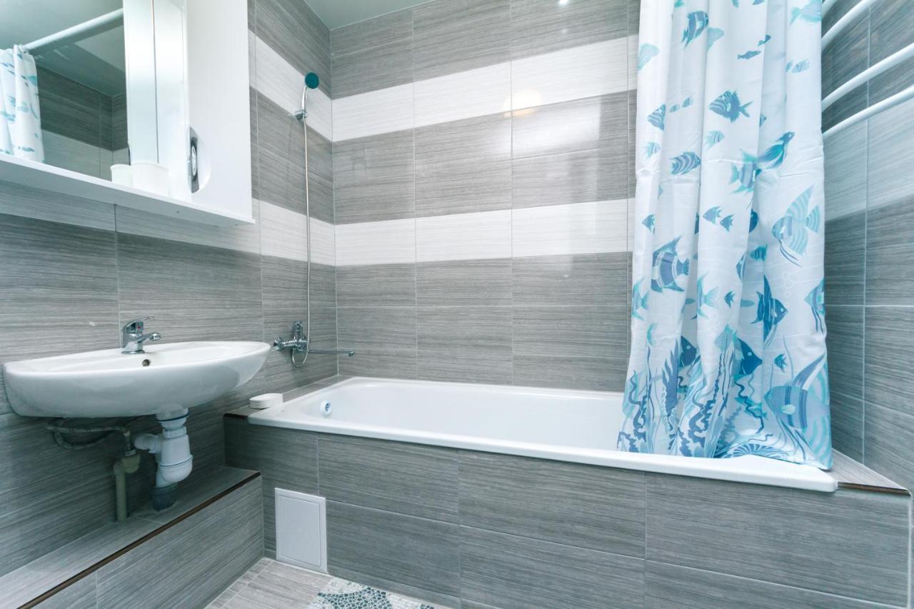 Poznyaky Apartments Patriotika Κίεβο Εξωτερικό φωτογραφία