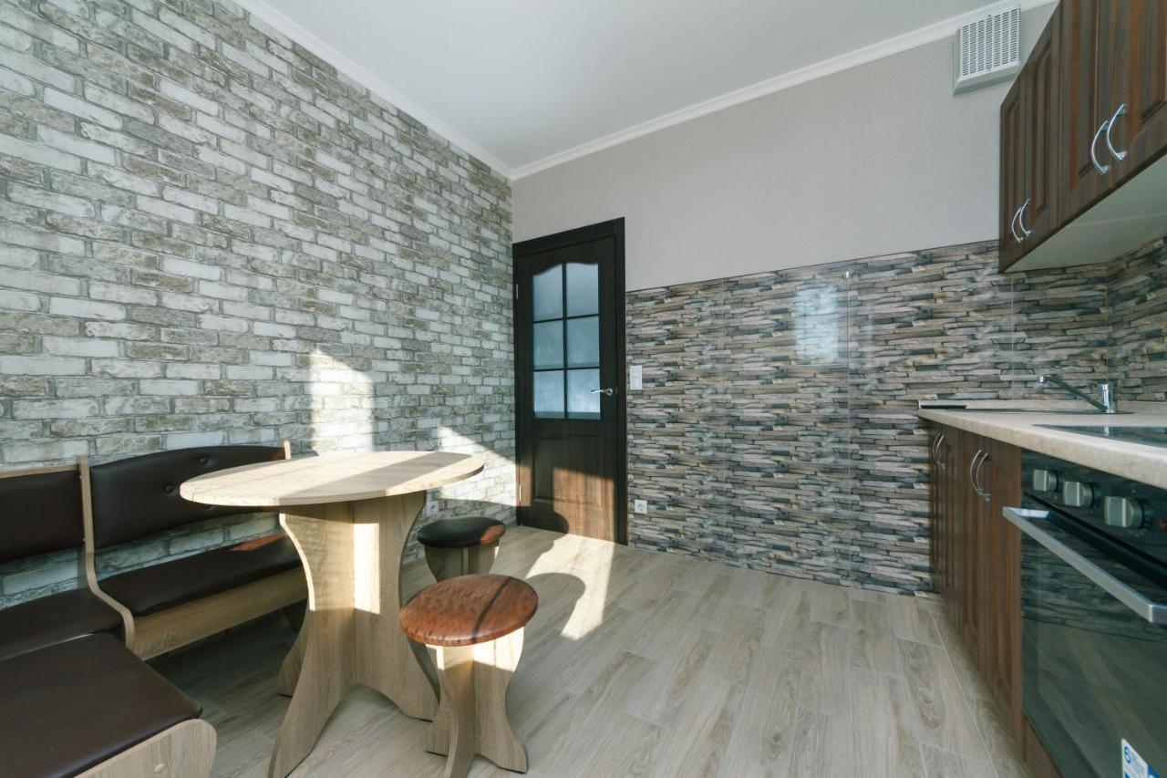 Poznyaky Apartments Patriotika Κίεβο Εξωτερικό φωτογραφία